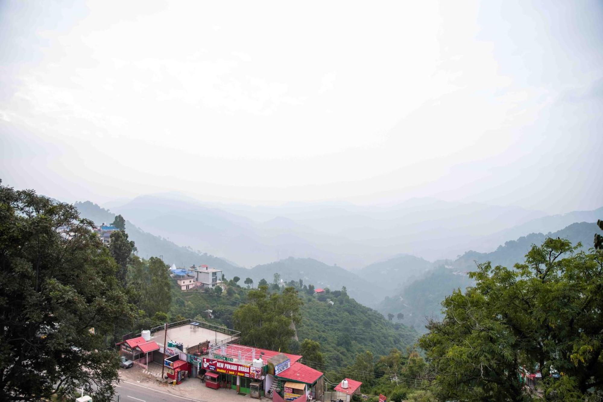 The Fern Surya Resort Kasauli Hills, Dharampur Exterior photo