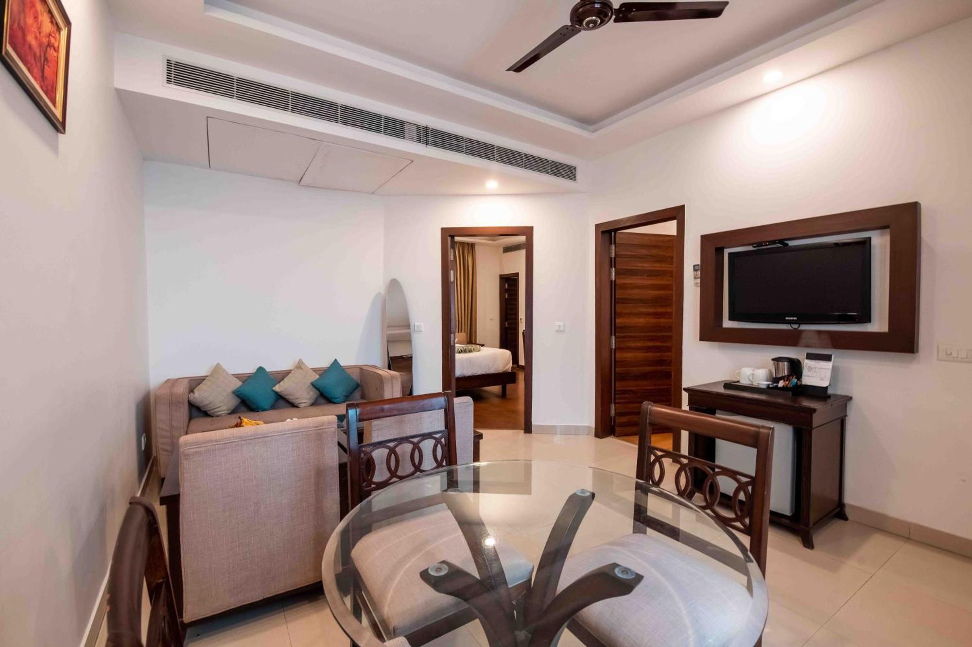 The Fern Surya Resort Kasauli Hills, Dharampur Exterior photo