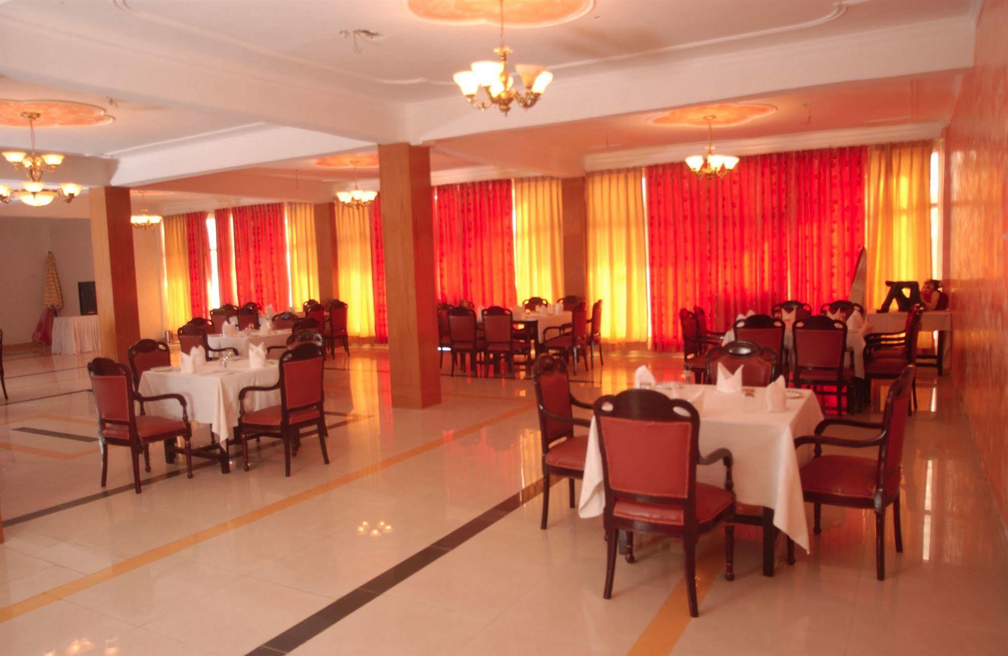 The Fern Surya Resort Kasauli Hills, Dharampur Exterior photo